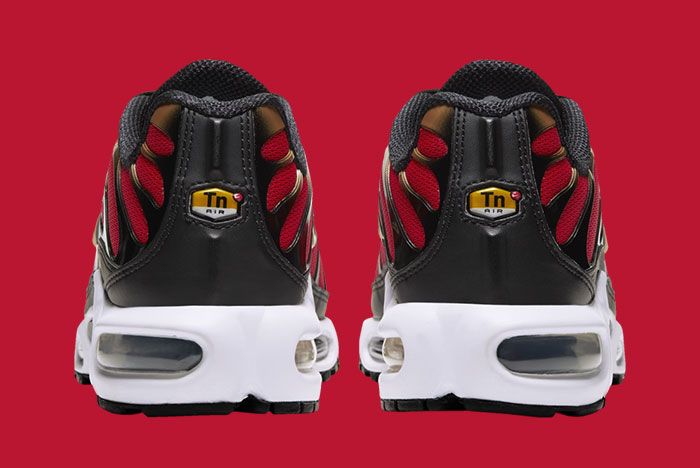 air max plus red black gold