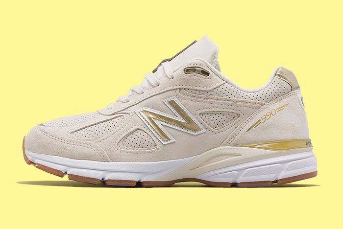 990v4 white