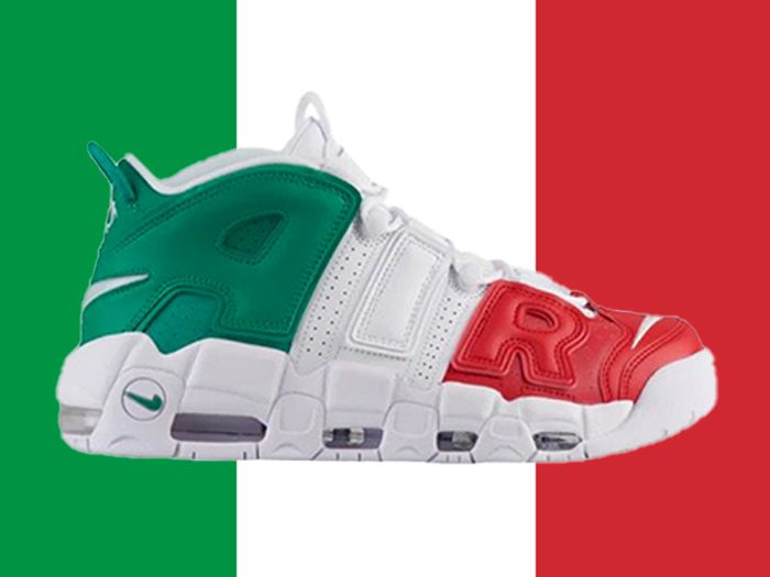 Найк италия. Nike Uptempo Italy. Кроссовки с итальянским флагом. Кроссовки найк Италия. Кроссовки с флагом Италии.