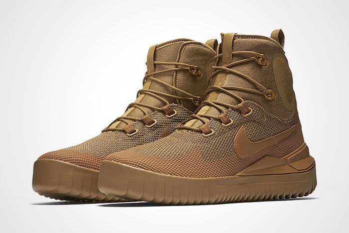 nike air wild mid boots