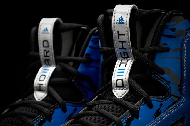 Adipower Howard 3 Blue Tongues 1