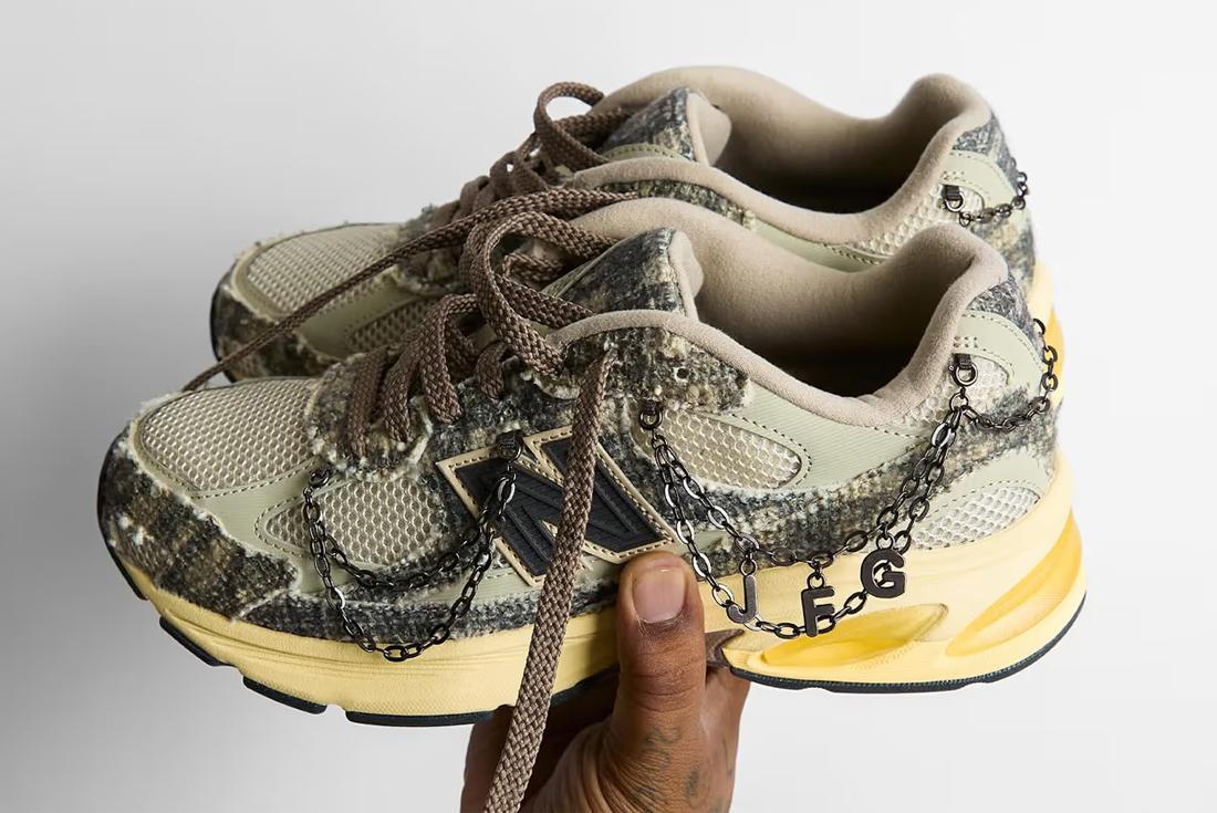 Joe Freshgoods x New Balance 2010 in hand