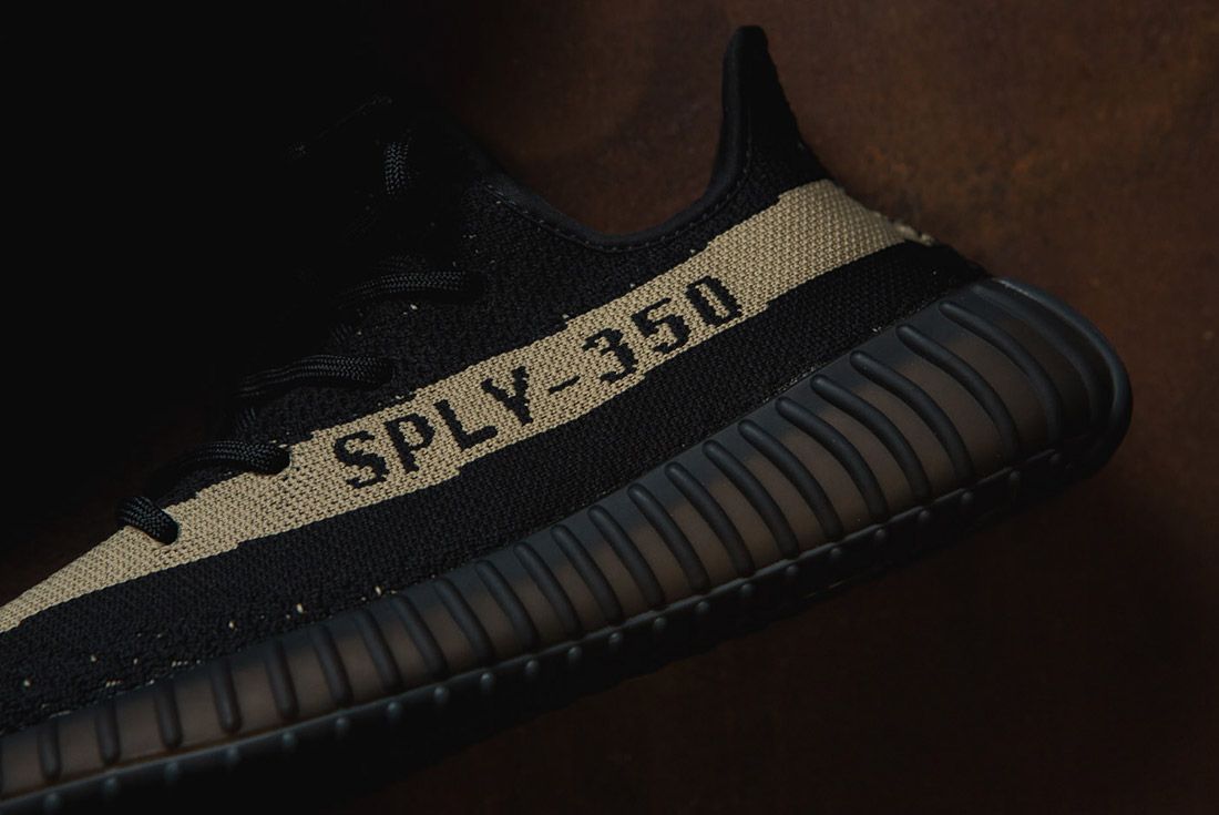 Adidas Originals Yeezy Boost 350 V2 Black Copper Solar Red Green 73