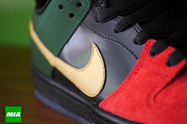 Nike sb black history month on sale