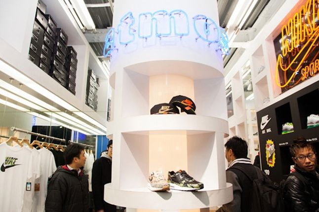 Atmos Nike Am1 Animal Camo Launch Recap Store Layout 1