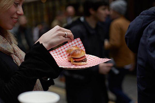 End Saucony Shadow 5000 Burger Launch Recap