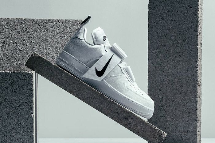 Nike Air Force 1 Utility White Black Ao1531 101 Where To Buy Side Profile