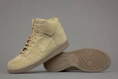 A P C X Nike Spring 2013 Collection Tan Dunk Angle 1