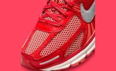 Nike Zoom Vomero 5 'University Red'
