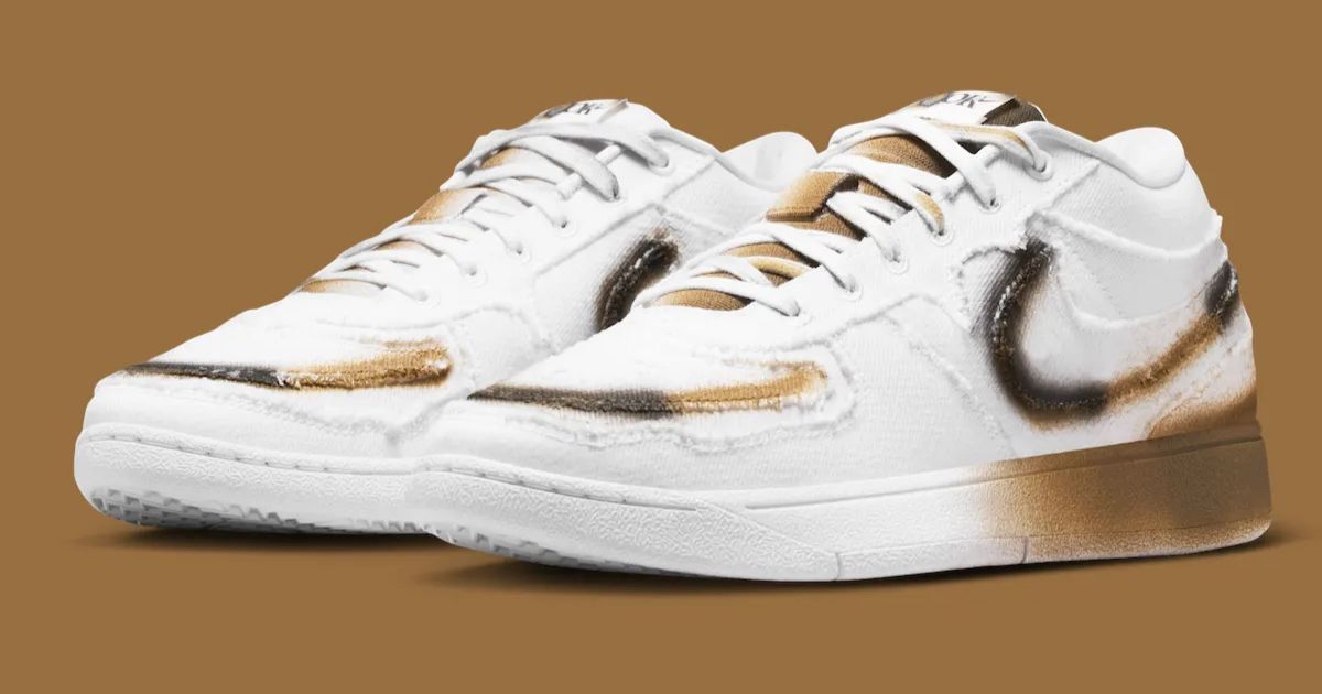 THE BOOK１、２ (Limited Edition) The Nike Book 1 Is Torching the Competition on its Way Out - Releases