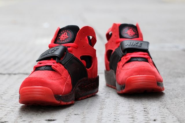 Nike air huarache challenge red best sale