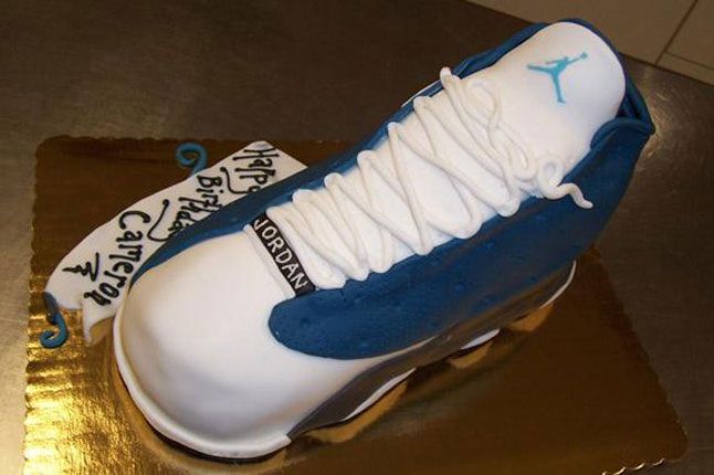 Sneaker Freaker Sneaker Cakes Air Jordan 13 1