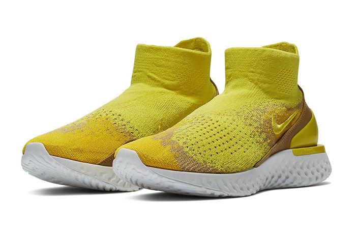 Nike Rise React Flyknit Yellow 1