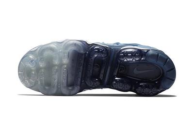 Nike Vapormax Plus Ice Blue 5