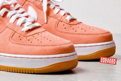 Nike Air Force 1 Low Suede Salmon Toe Detail