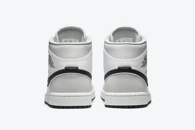Air Jordan 1 Mid ‘Light Smoke Grey’