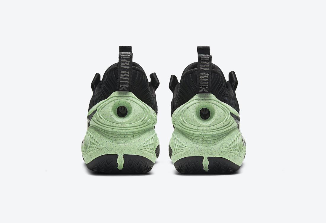 Nike Cosmic Unity ‘Green Glow’