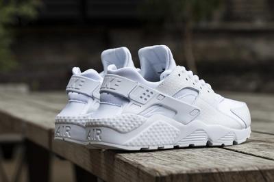 Nike Wmns White Ice Pack 5