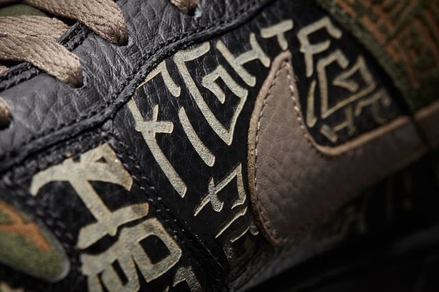 Nike Dunk Low Doernbecher Lance Dillon Detail