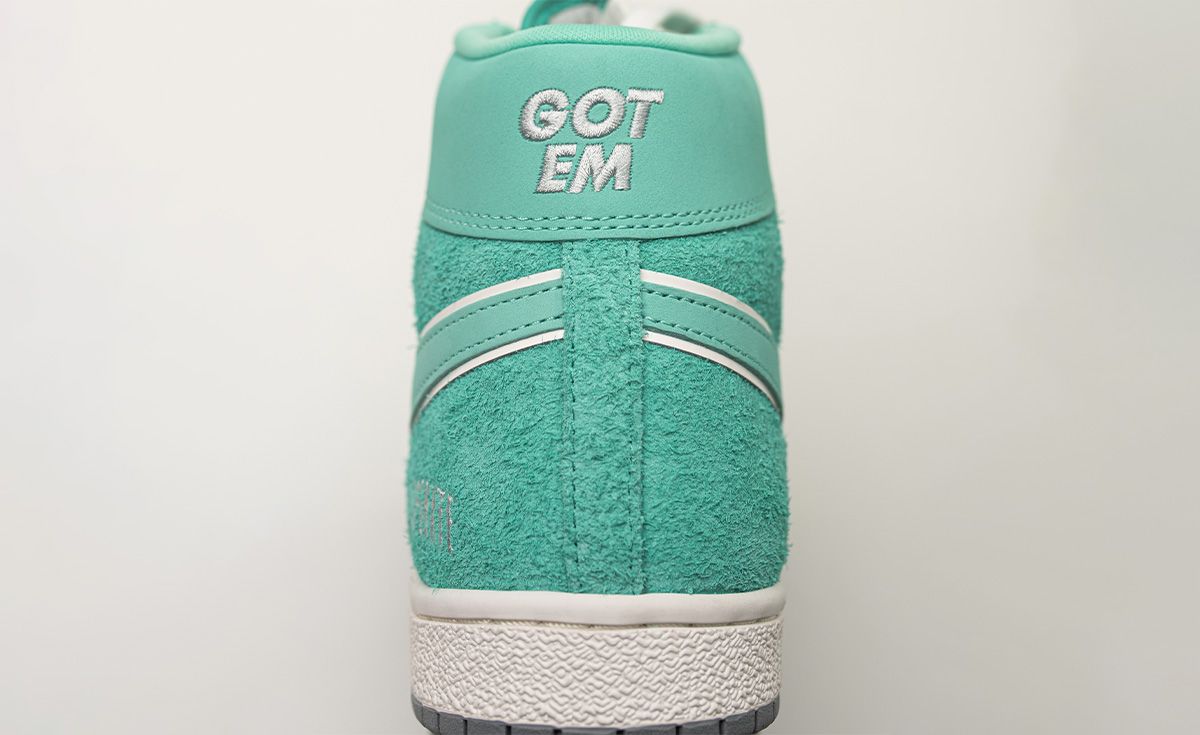 off white jordan unc on feet