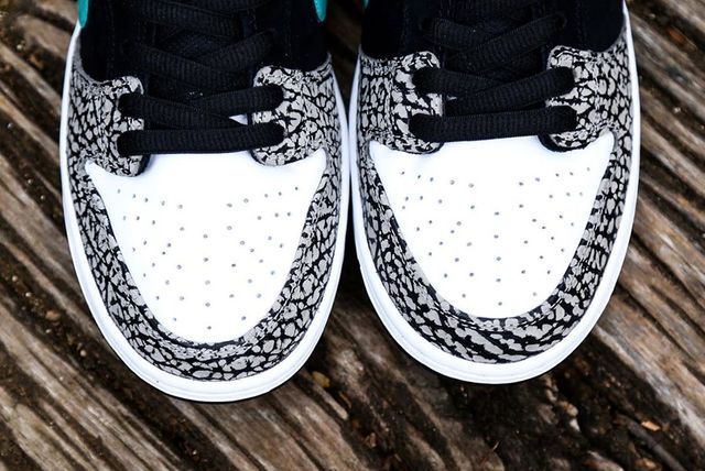 nike sb dunk low elephant where to buy