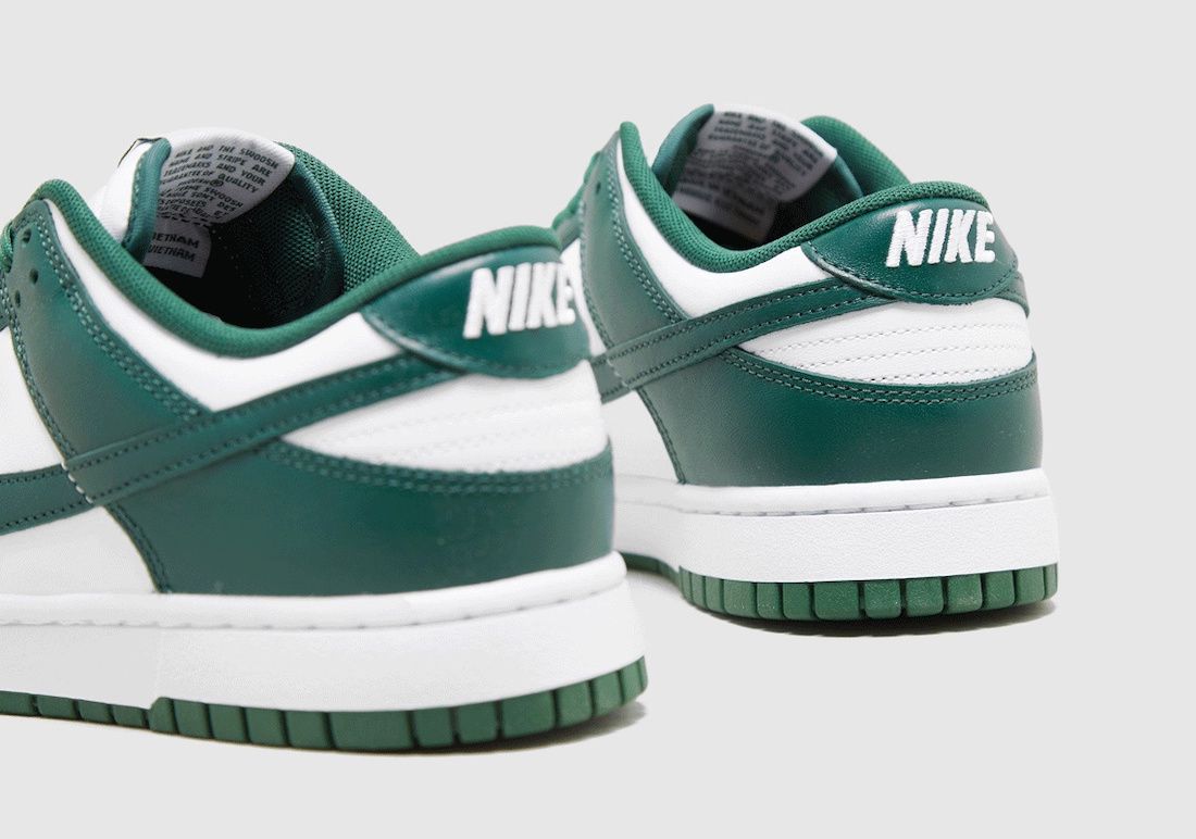 nike dunk team green stockx