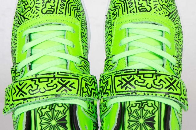 Keith Haring Reebok Classic Workout Mid Strap Neon Green 6