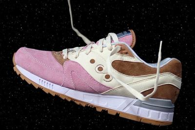 Saucony Spacesnack Sideview