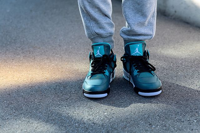 Air Jordan 4 (Teal) - Sneaker Freaker
