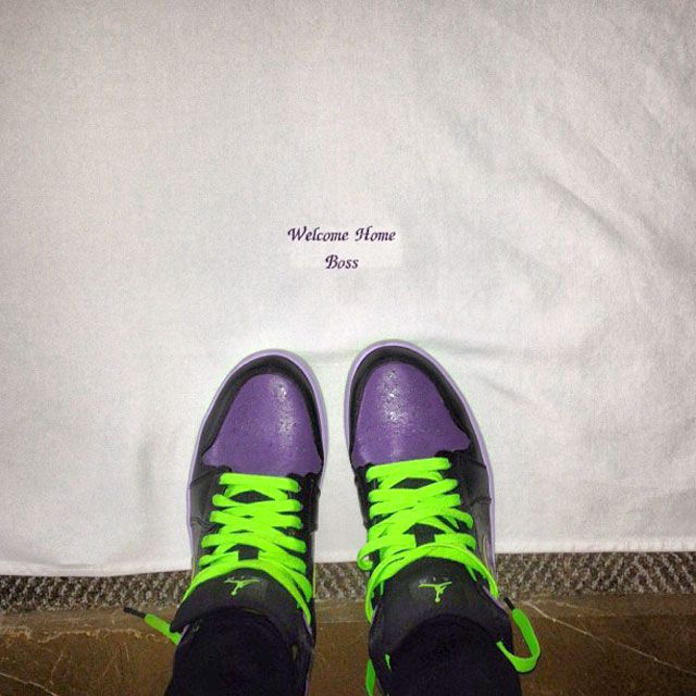 Rhiana Kicks 1