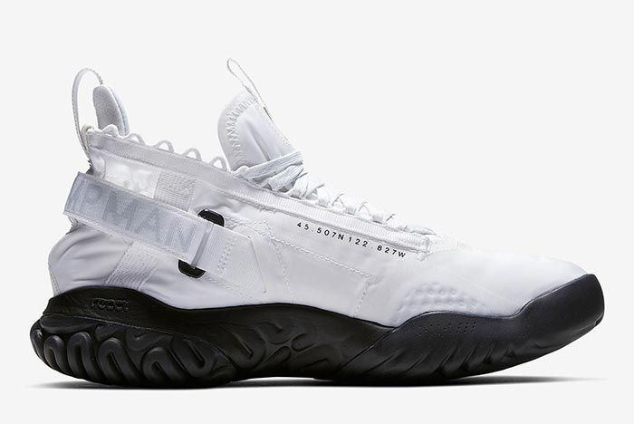 Jordan proto react white black best sale