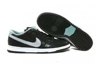 lance mountain dunks