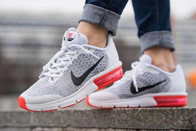 air max sequent white