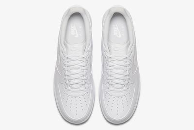 Nike Air Force 1 Refelctive Swoosh Pack 21