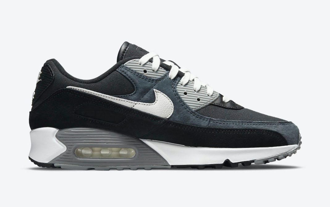 Classic Canvas and Suede Hit This Nike Air Max 90 Premium