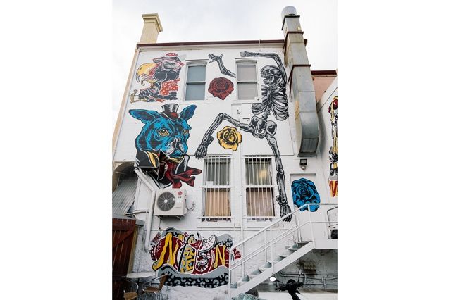 Converse Sneakers Clash Wall Fremantle 3