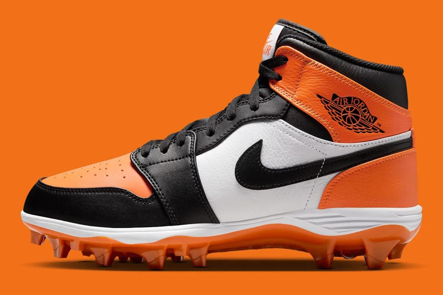 Air Jordan 1 Cleat Mid