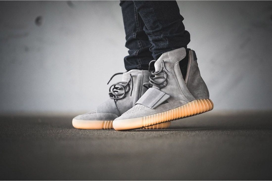 Adotos Adidas Yeezy 750 Boost to pop in Ekaterin Burg