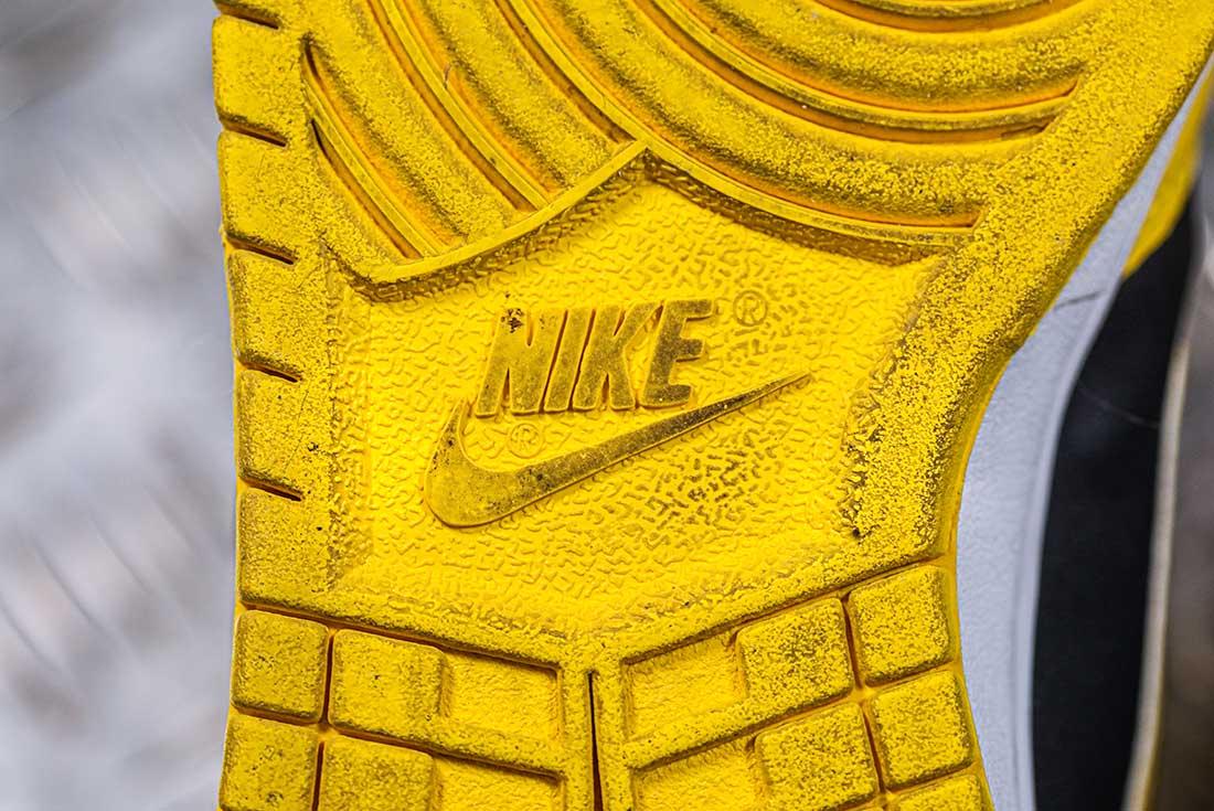 Nike Dunk Versus Footwear NIKE React Miler 2 CW7121 001 Black White Smoke Grey Comparison 20