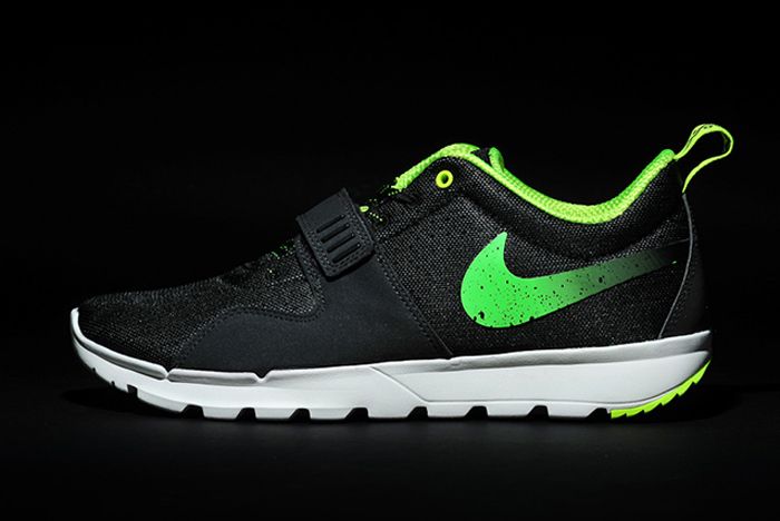 Stussy Nike Trainendor Green Lateral Side