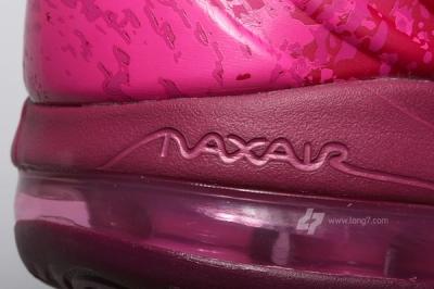 Nike Air Max Hyperposite Plum Bubble Detail 1