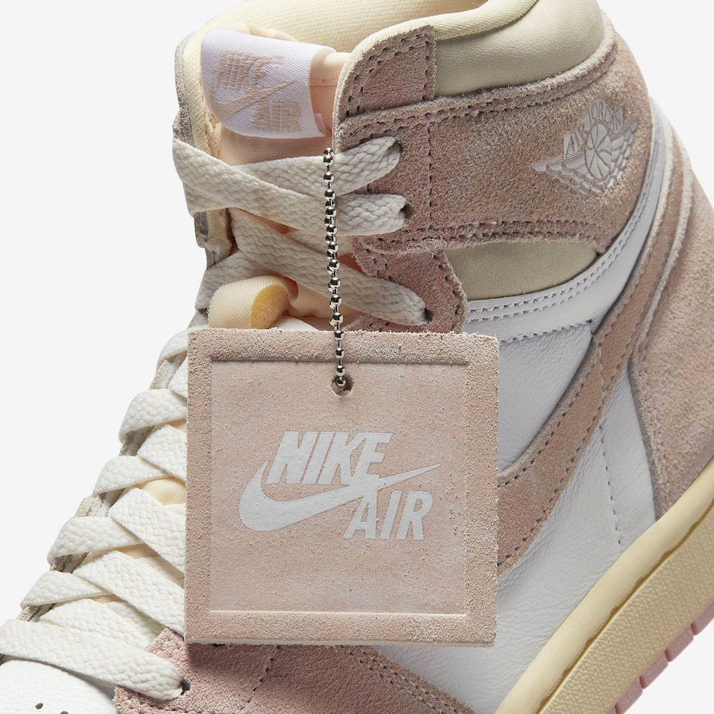 air-jordan-1-high-og-washed-pink-womens-FD2596-600