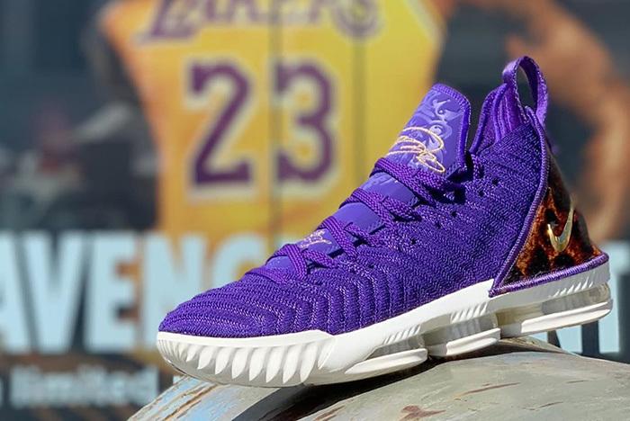 Nike Lebron 16 King Court Purple La Release 1