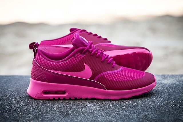 Nike Air Max Thea (Fireberry) - Sneaker 