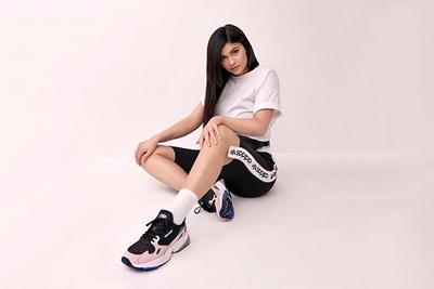 K Ylie Jenner X Adidas Falcon Release Date 11