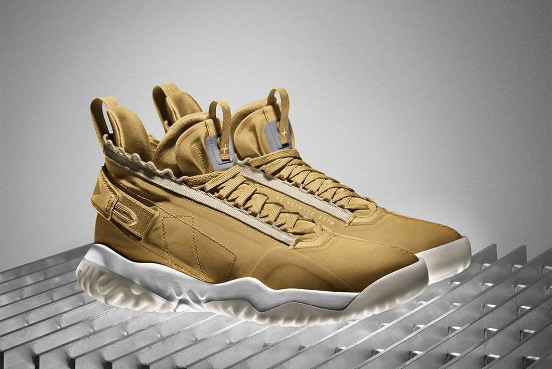 nike proto max 720 gold