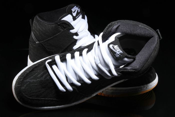 Nike SB Dunk High (Skunk) - Releases