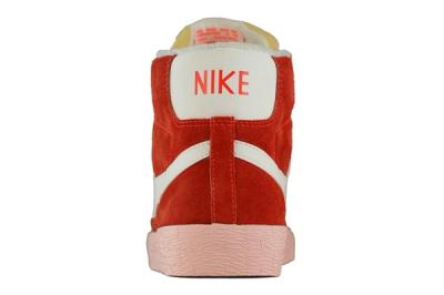 Nike Blazer Vntg Total Crimson Sail Heel Profile 1