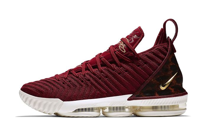 Nike Lebron 16 King Official 2