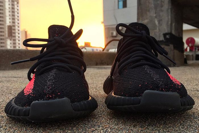 ‘ Core Black Red’ Yeezy Boost 350 V2 2